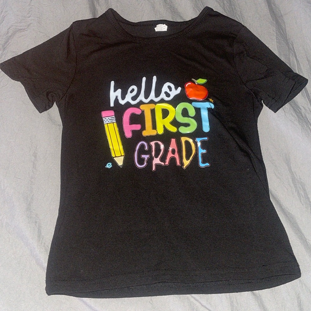 Like new 1st grade shirt